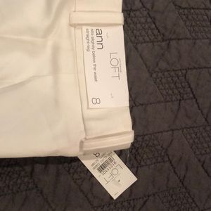 Ann Taylor New with tags white long pants. No front or rear pockets. Lined.